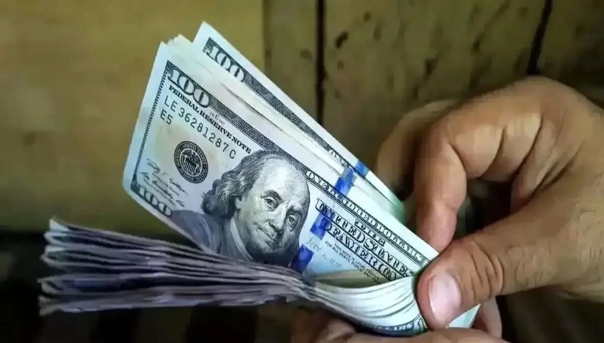 محدوده قیمت دلار مشخص شد/ پیش‌بینی قیمت دلار فردا ۱۶ مهر ۱۴۰۵